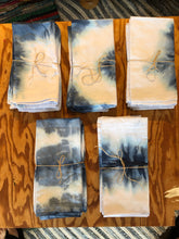 Load image into Gallery viewer, Set of 4 shibori napkins